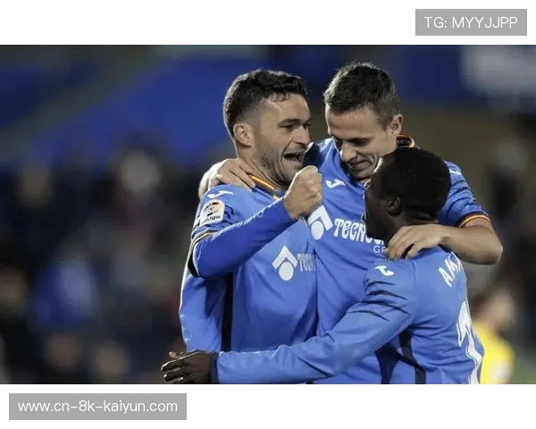 毕尔巴鄂0-1赫塔费,马约拉尔补射制胜后狂奔庆祝 毕尔巴鄂0-1赫塔费,马约拉尔补射制胜后狂奔庆祝