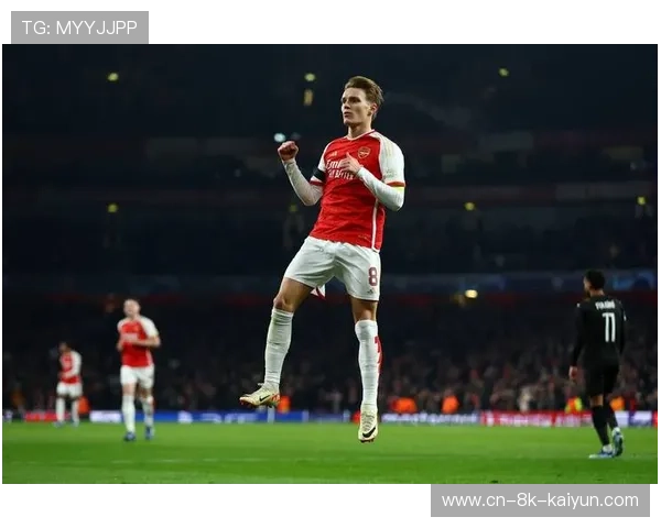 阿森纳半场2-0领先布莱顿，厄德高破门赖斯造乌龙